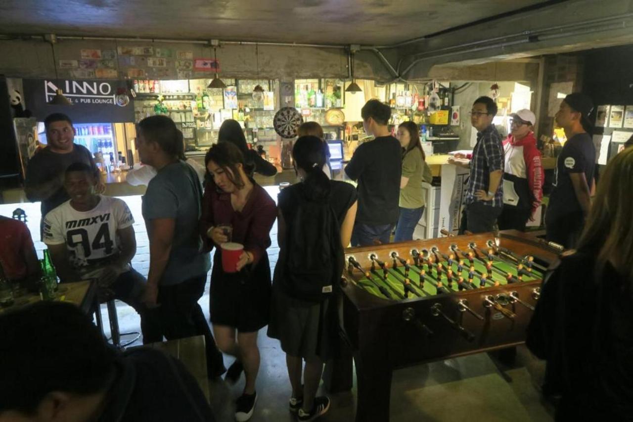 Inno Hostel & Pub Lounge Hongdae Seoul Bagian luar foto