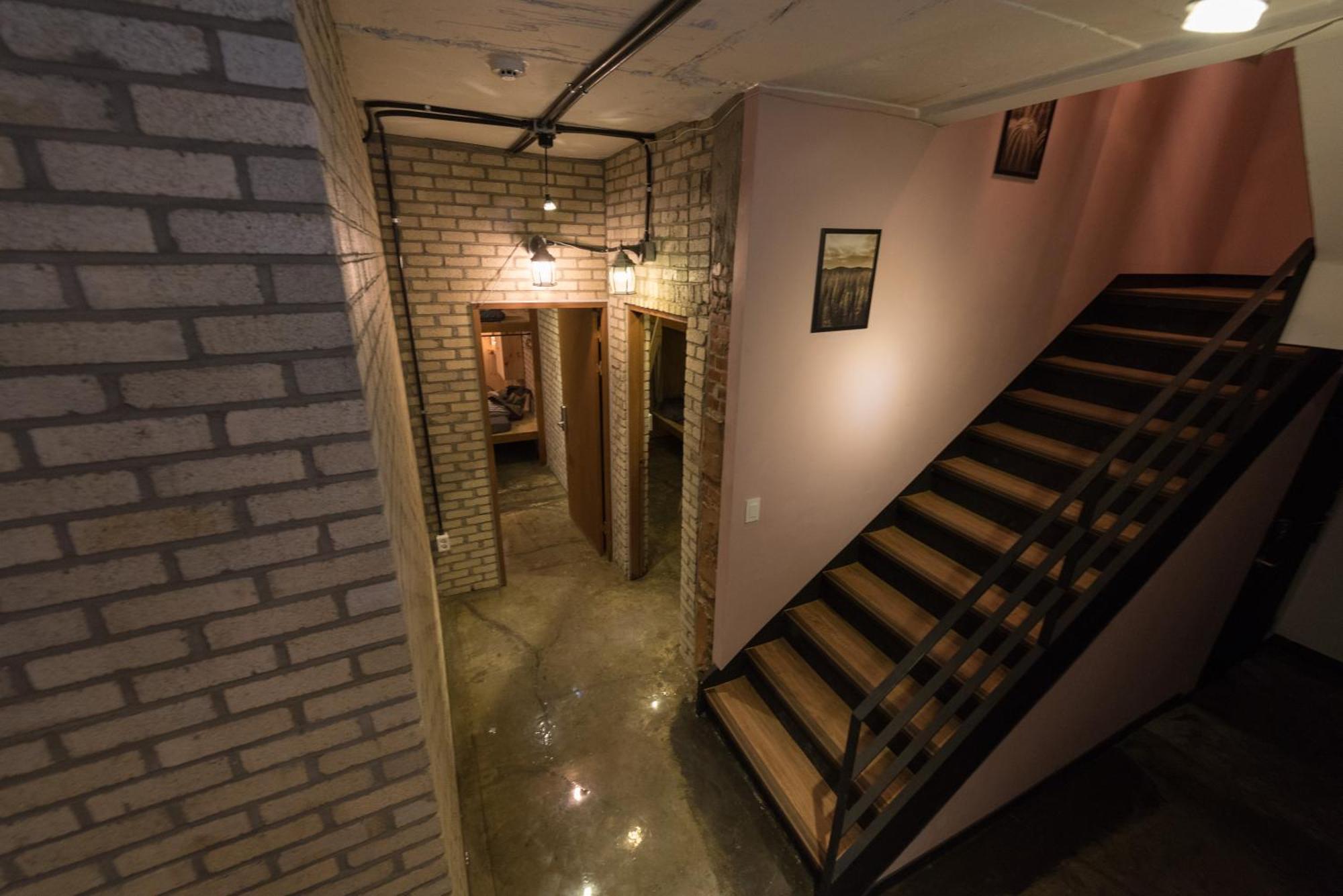 Inno Hostel & Pub Lounge Hongdae Seoul Bagian luar foto