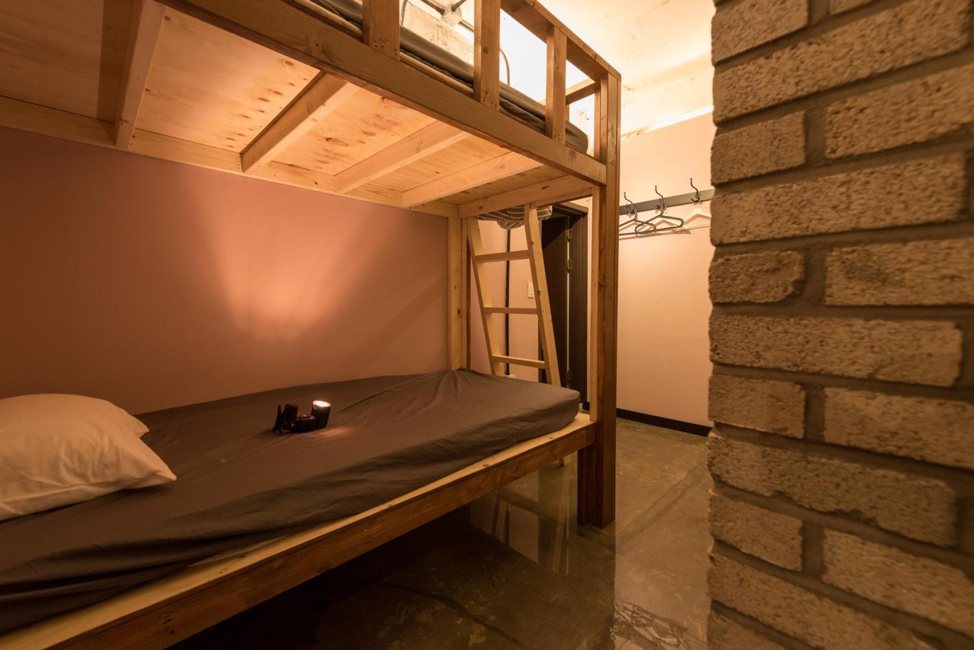 Inno Hostel & Pub Lounge Hongdae Seoul Bagian luar foto