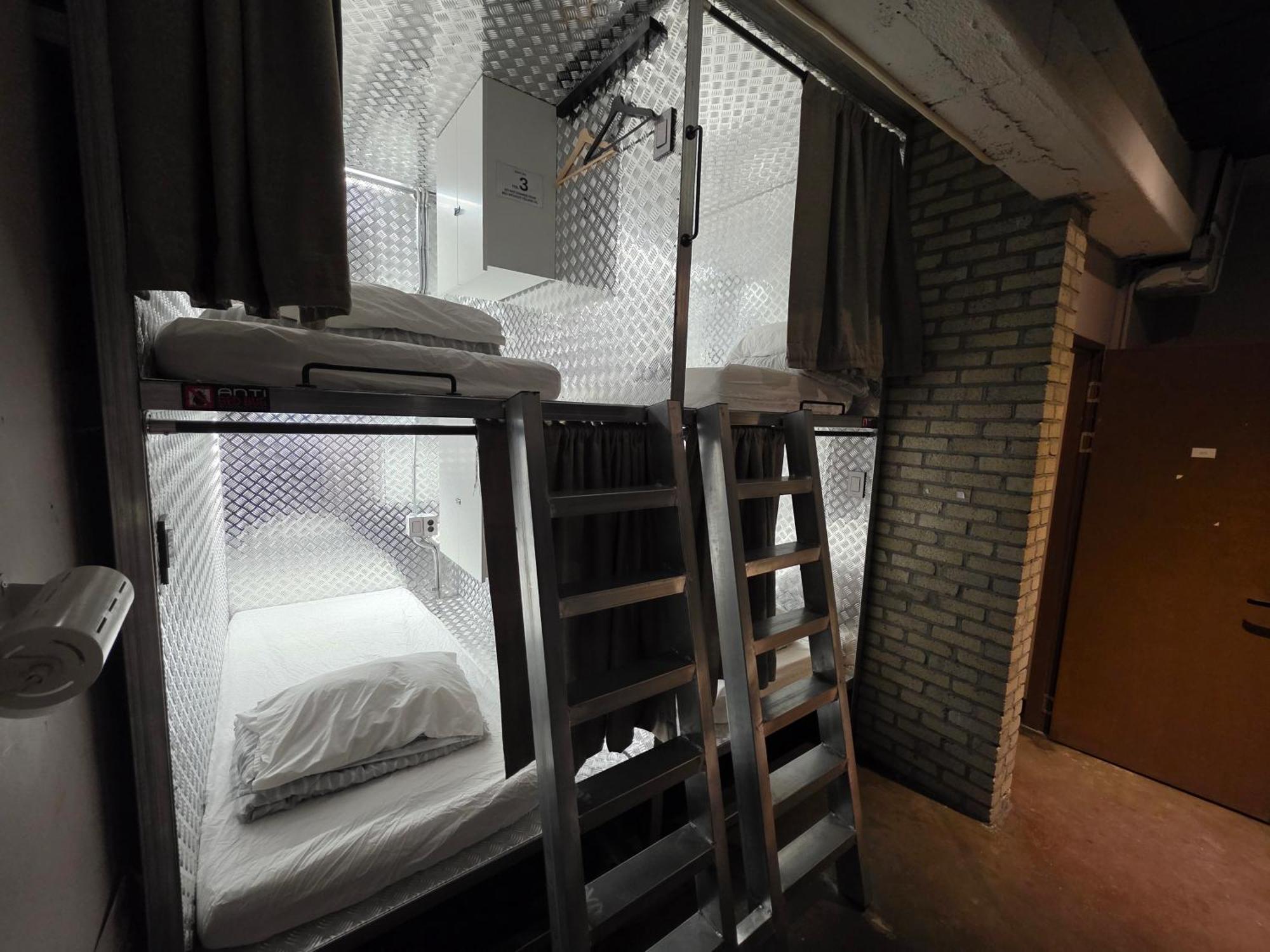 Inno Hostel & Pub Lounge Hongdae Seoul Bagian luar foto